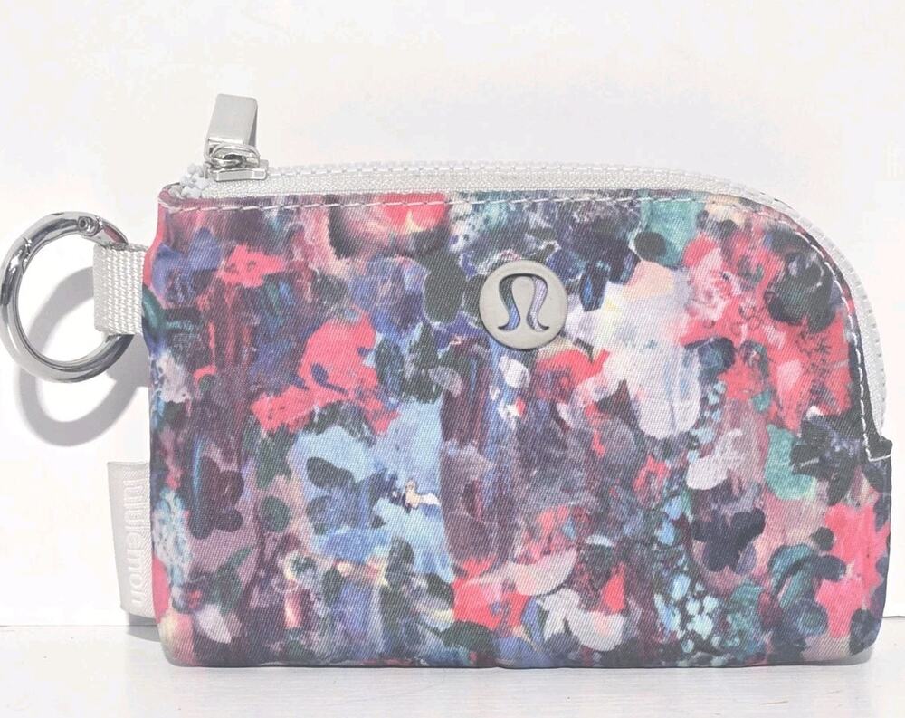 lululemon clipable Card Pouch/ Holder Travel Gym Yoga